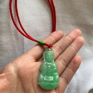 Guanyin Necklace on red string (Quanyin) (Buddha)